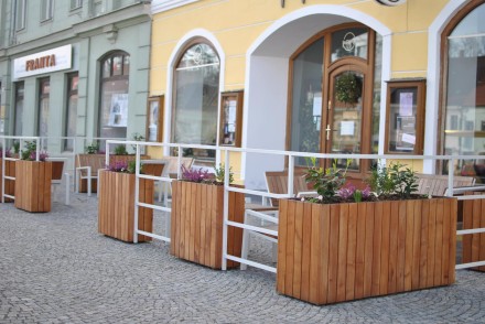 Exteriér - zahrádka