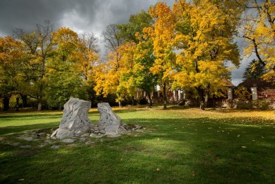 Stigmata času v zámeckém parku