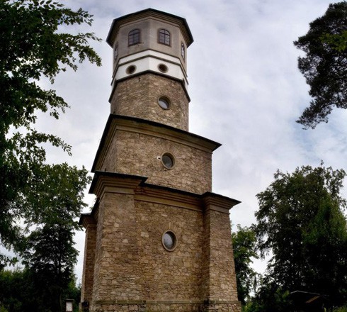 The Babylon Lookout Tower