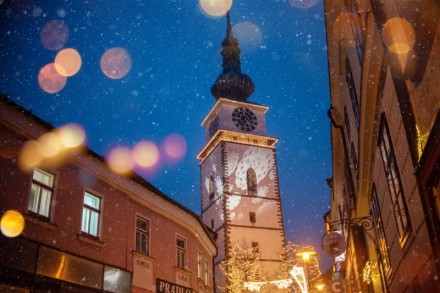 Městská věž Třebíč o Vánocích